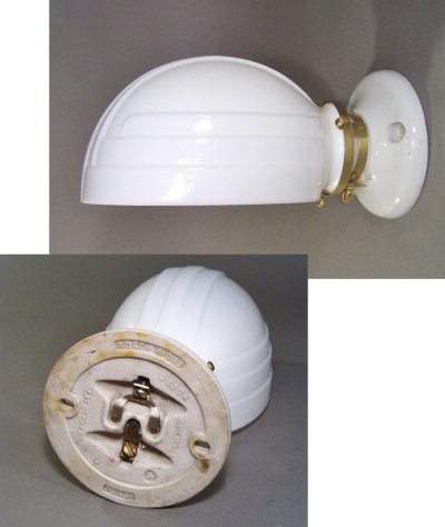 画像1: "ART DECO" Milk Glass Bathroom Lamp