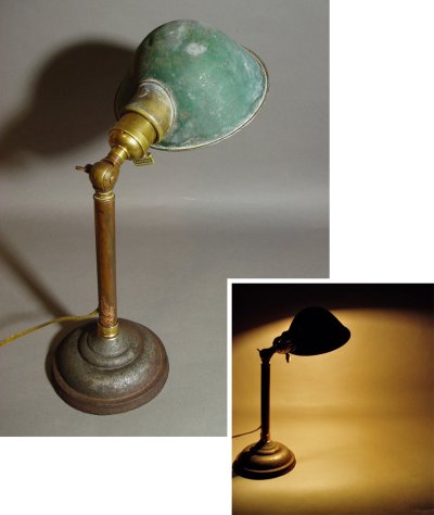 画像1: 1910-20's "Shabby" Adjustable Brass Desk Lamp