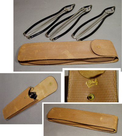 画像2: 1940's " Black Enameled Steel"  3-Shirts Hangers w/Leather Case