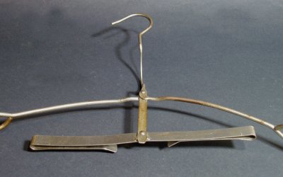 画像3: 1910-30's Folding "Advertising" Shirts＆Pants Hanger