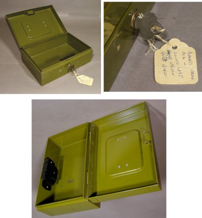 画像2: 1940-50's "Small" Steel Safety Box with Key