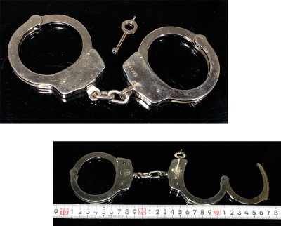 画像2: Vintage "S&W" Handcuffs with Key