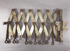 画像7: “RUSTY!!” 1920's "EXTENSION" Steel Garment Hanger Rack (7)