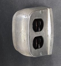 画像1: 1950-60's Surface Mount Aluminum Outlets  (1)