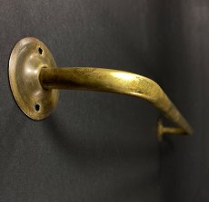 画像2: 1910-20's "Shabby" Solid Brass Towel Bar (2)