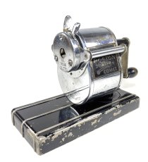 画像3: 1930-40's "SILVER COMET" Pencil Sharpener (3)