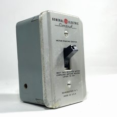 画像2: 1950's  ☆General Electric☆ Surface Mount Switch  -＊Dead Stock＊- (2)