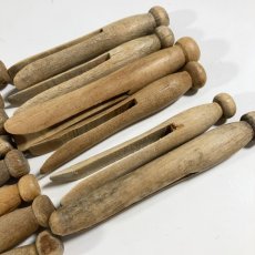 画像4: 1910-20's 14-Wooden Clothes Pins (4)