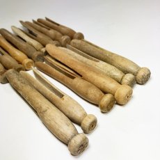 画像5: 1910-20's 14-Wooden Clothes Pins (5)