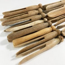 画像3: 1910-20's 14-Wooden Clothes Pins (3)