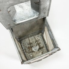 画像8: 1910-20's "Galvanized Steel" Folding Candle Lantern (8)