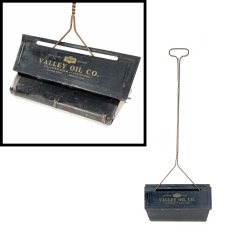 画像1:  1930-40's  ★VALLEY OIL CO.★ Advertising Dust Pan  (1)