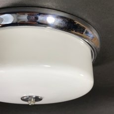 画像3:  1940's Milk Glass "School House" Ceiling Light  (3)