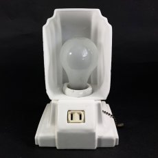 画像8: 1930's Art Deco "Porcelain＆Milk Glass" Bathroom Lamp (8)