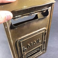 画像6: 1920-30's "CORBIN LOCK CO." Brass Wall Mount Mail Box (6)