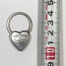 画像7:  1940's  ♡Heart Shaped♡ Advertising Key Ring  (7)