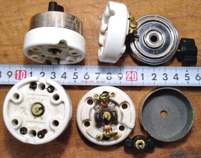 画像1: 1910-30's "Porcelain Base" Turn Switch【Dead-Stock】