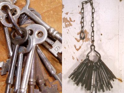 画像3: Early 1900's "Lot of 18" Skeleton Keys w/Chain