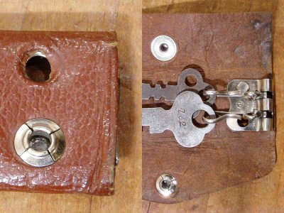 画像1: 1920-30's Fake Leather Key Holder w/2-Keys