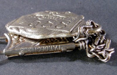 画像1: 1910-20's "TAILORS" Key Ring w/Tiger Figural Key Tag