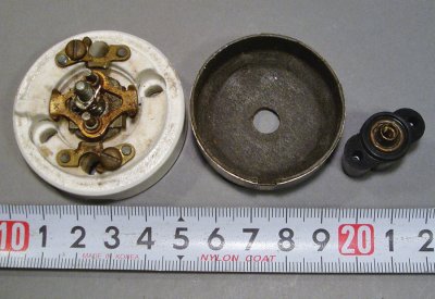 画像2: 1910-30's "G.E.Co" Porcelain Base Turn Switch