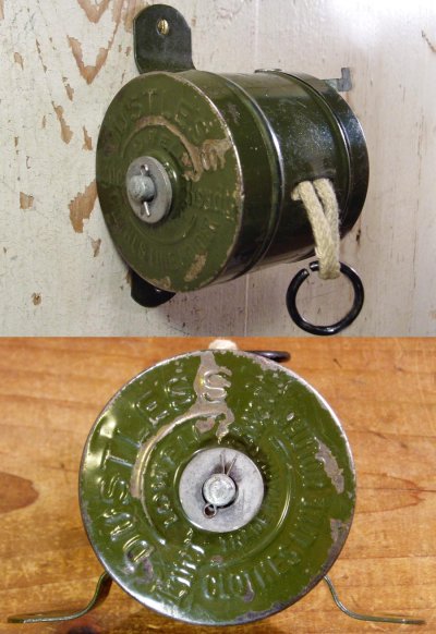 画像1: 1910-20's Wood Handle "Clothes-Line" Reel