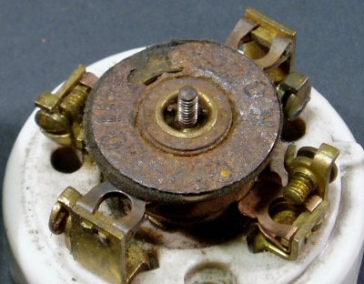 画像2: 1910-30's "Porcelain Base" Turn Switch